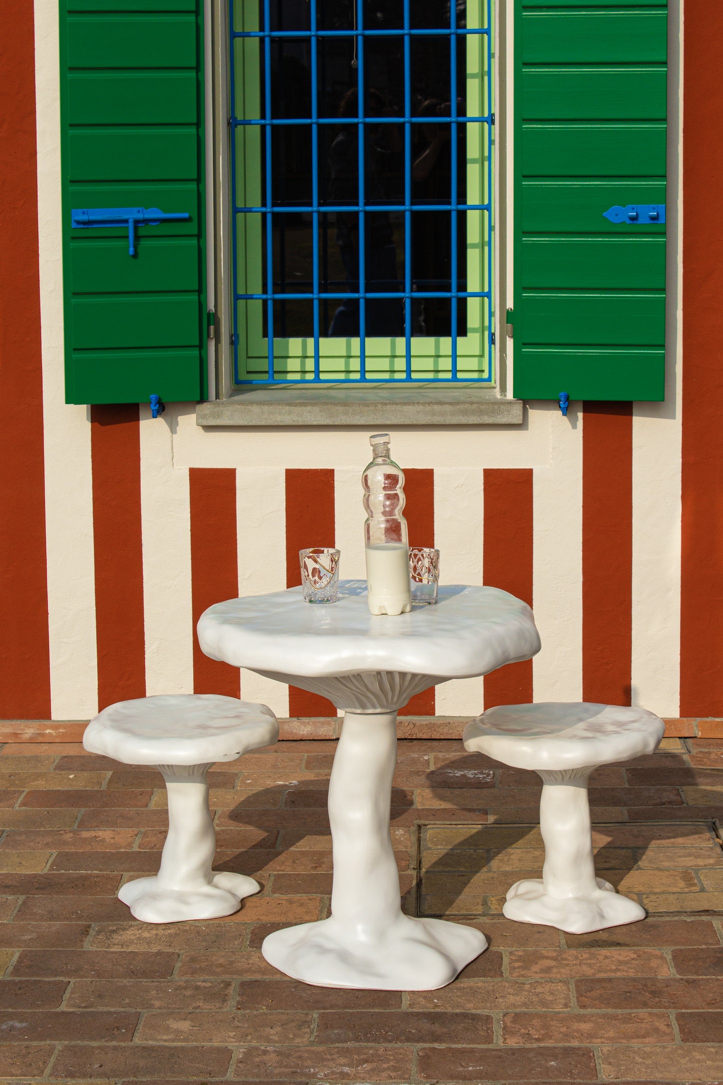 Amanita - Table White