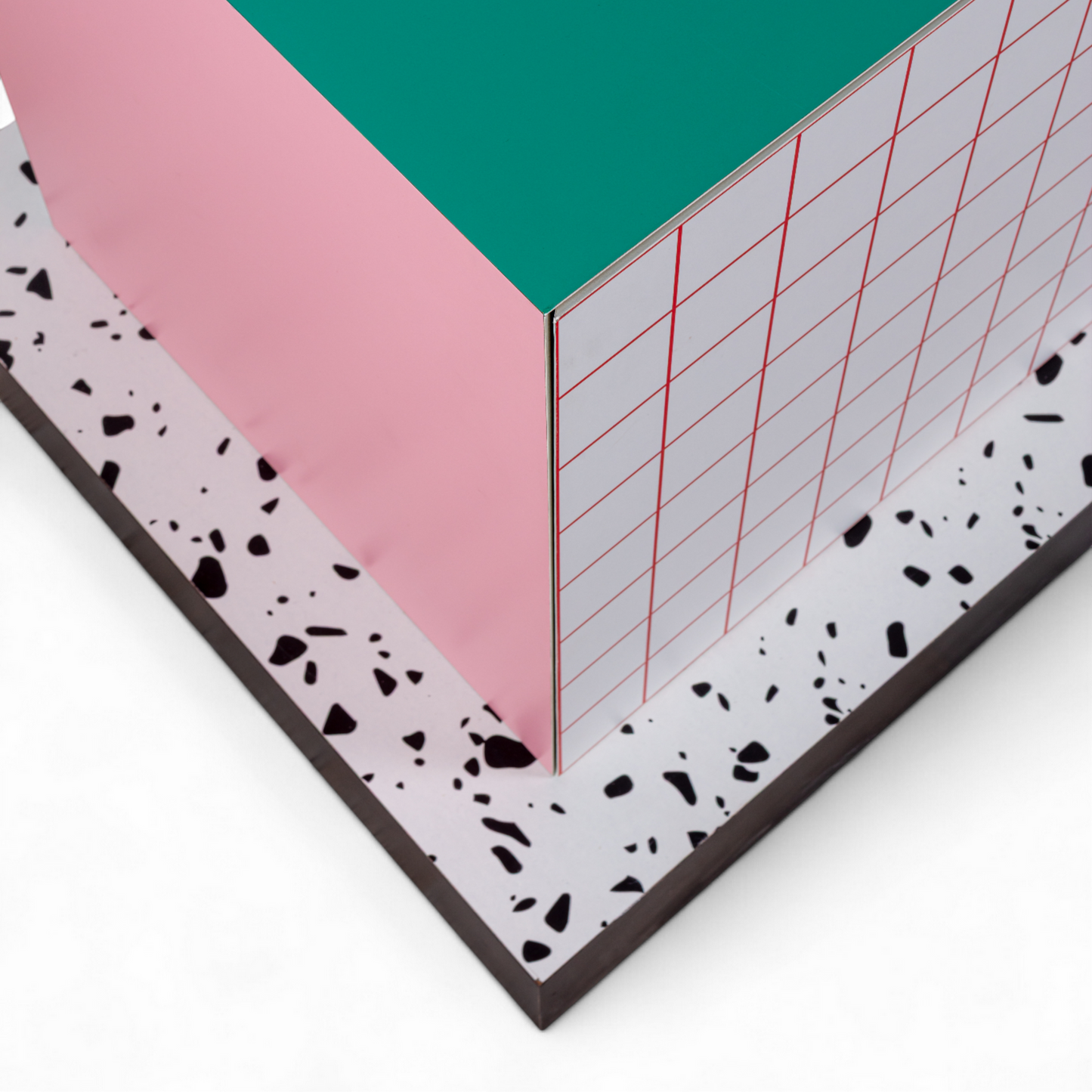 SUPERCABINET RED GRID