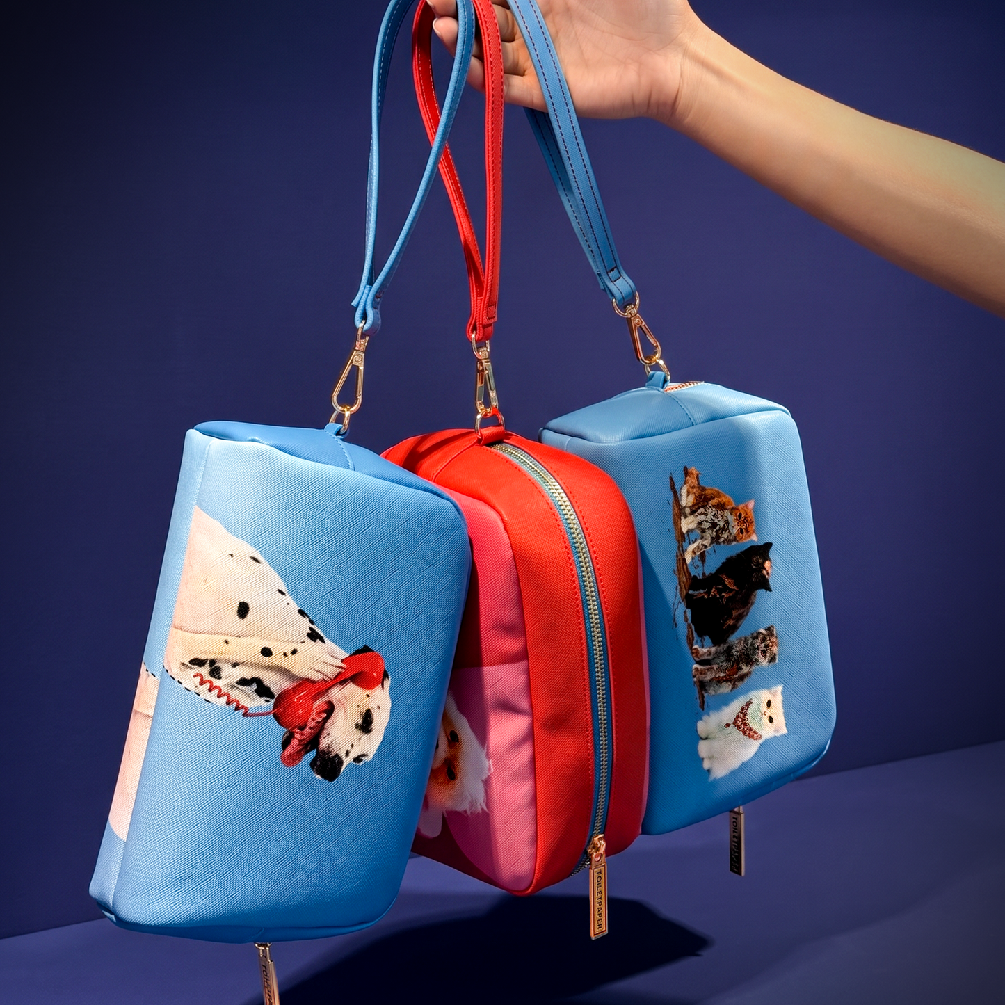 TOILETPAPER PETS BEAUTY-CASE - DOG CALL CENTER