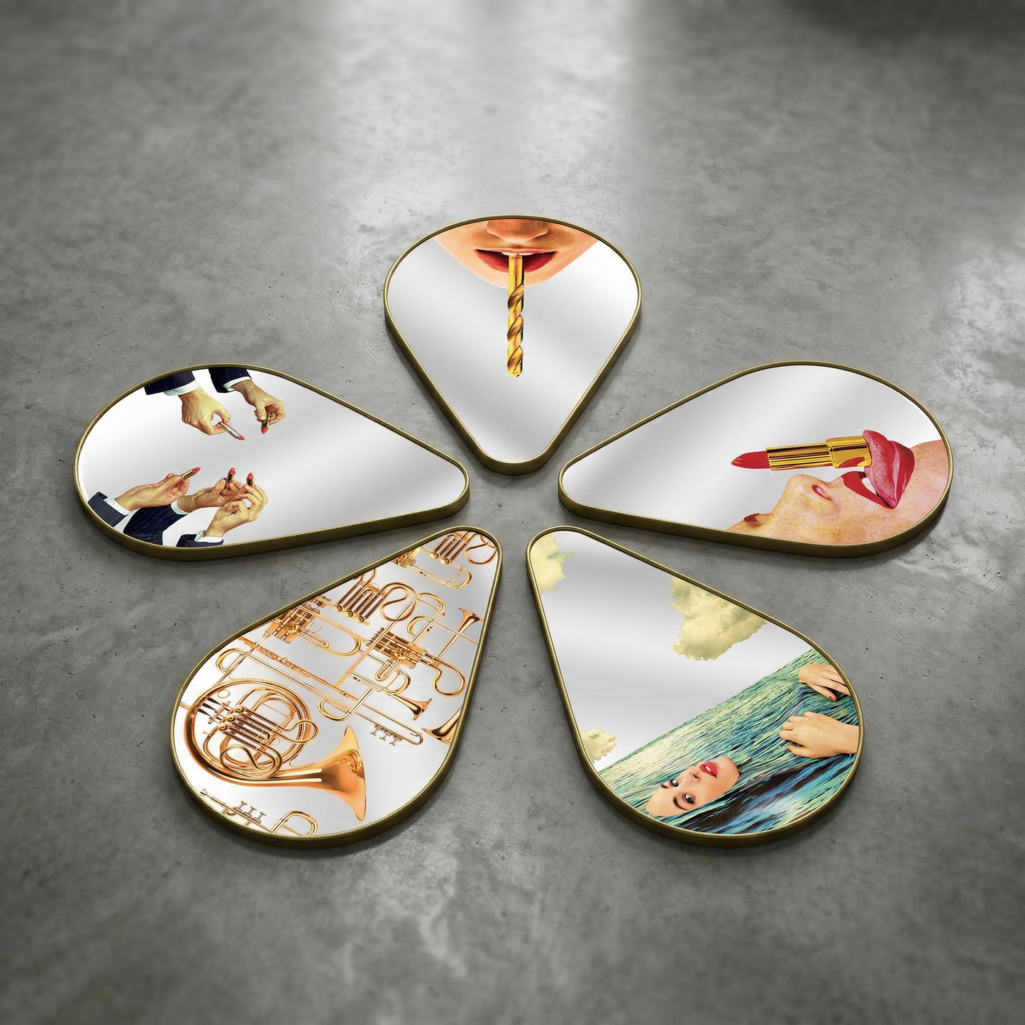 Mirror Gold Frame Pear Trumpets