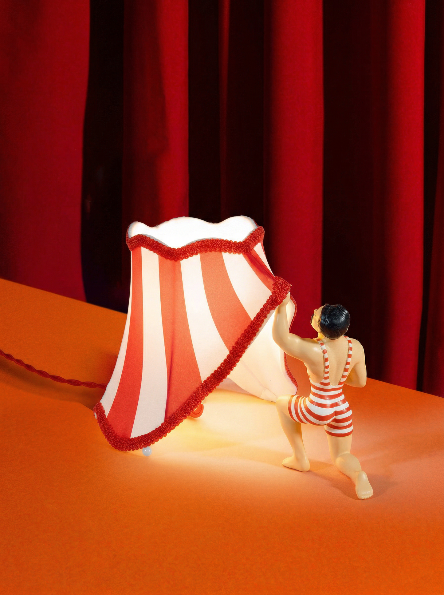 Circus AbatJour Bruno