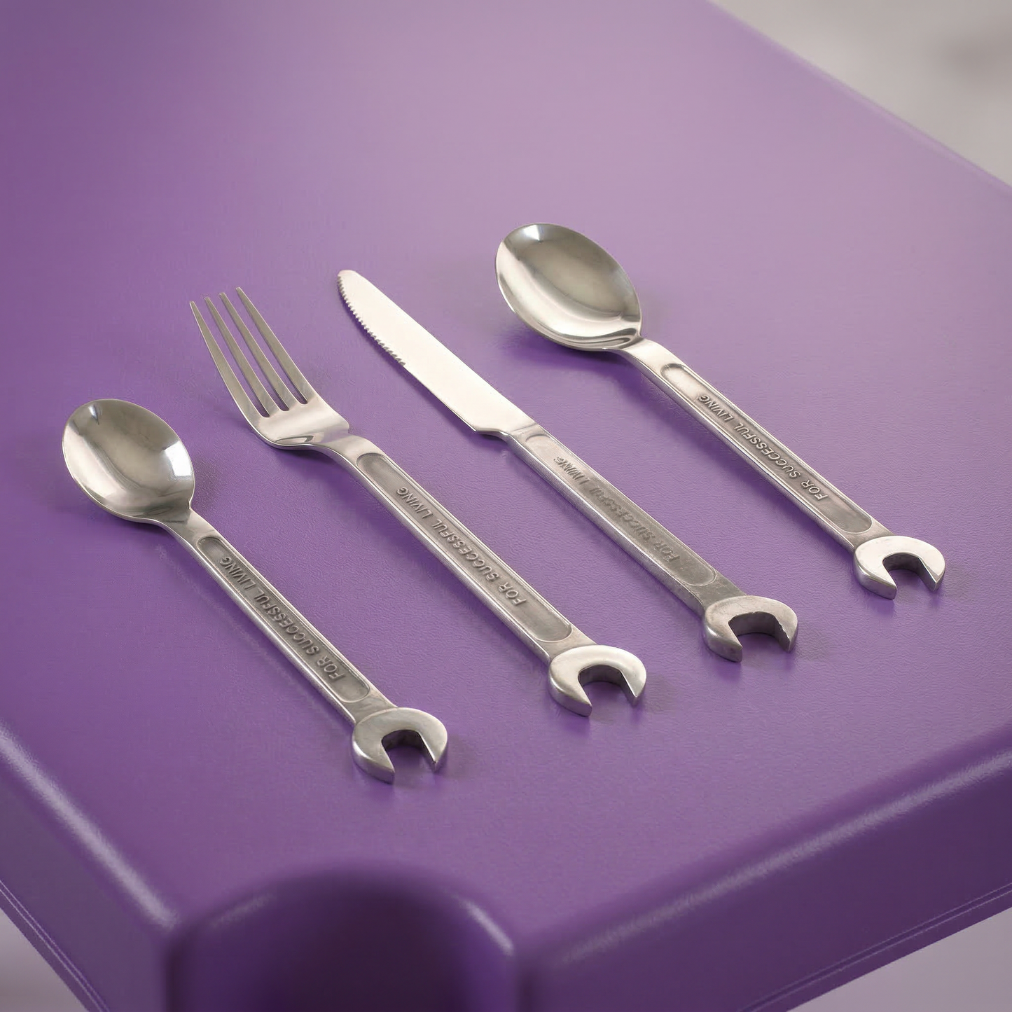 Machine Collection Cutlery Set of 4 pieces