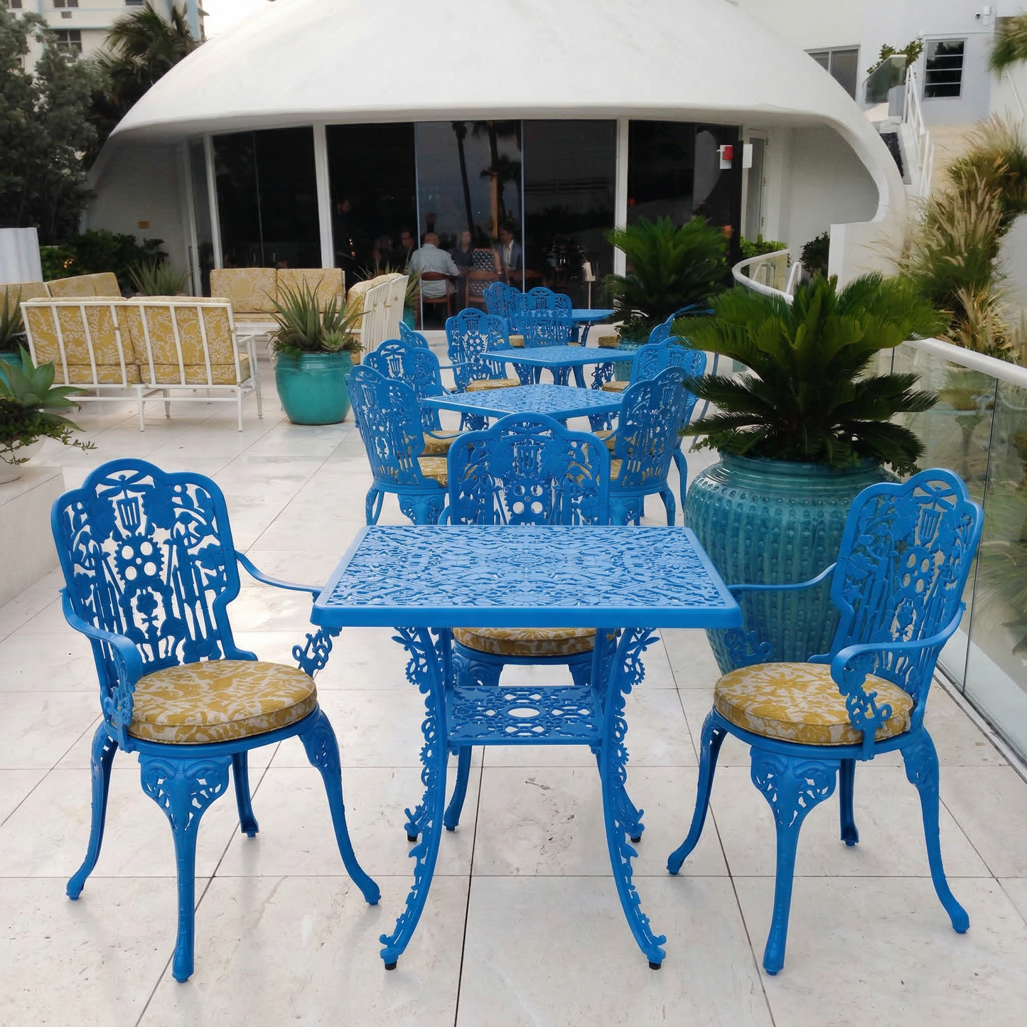 Industry Collection Tavolo in Alluminio Blu Cielo