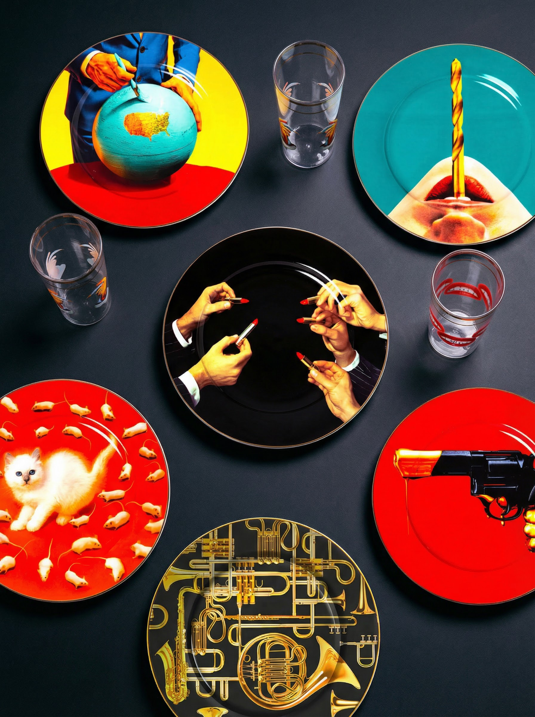 Porcelain Plate Lipsticks Black Gold Border – SELETTI Porcelain Plate Lipsticks Black Gold Border – SELETTI