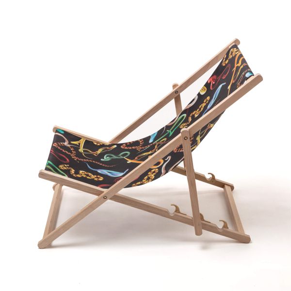 Deck Chair Snakes