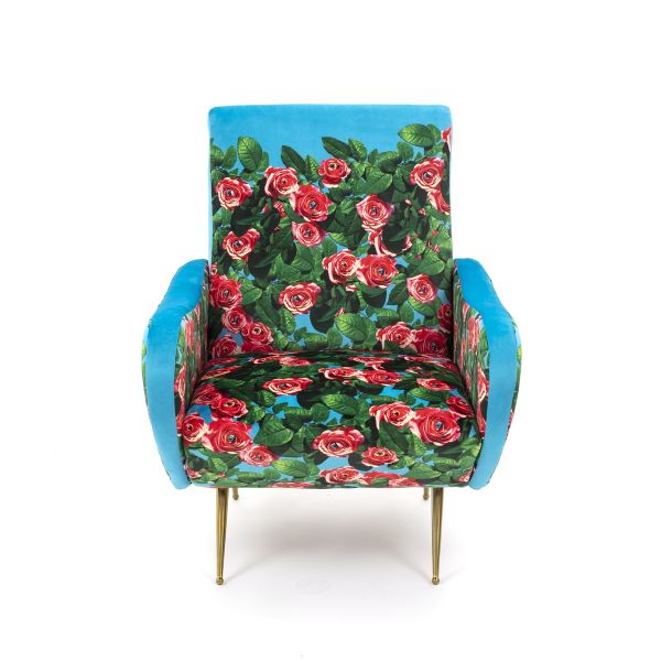 Seletti-Toiletpaper-Magazine-Armchair-furniture-16088-tp_armchair_new_2018_2z6a2390