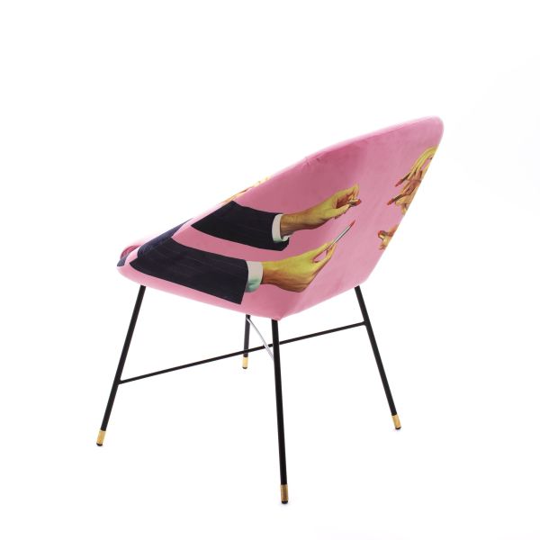 Seletti-Toiletpaper-Magazine-Chair-Pink-16044-TP_chair_pink_lipsticks_2Z6A6474